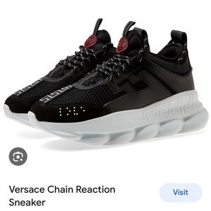 VERSACE CHAIN REACTION SNEAKERS IN BLACK & WHITE